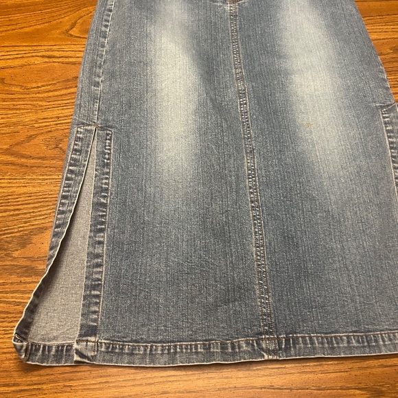 Jean skir maxi with slits on the sides, size 18 - Picture 2 of 9